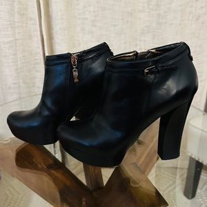 Guess black booties . Size 7.5.